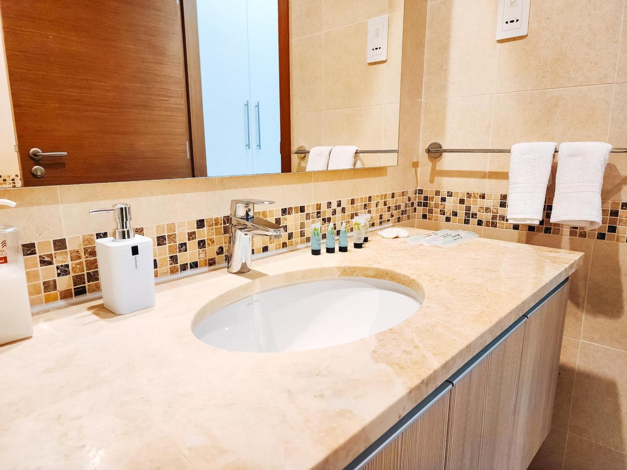 Harf-g13 Fancy 1br W Big Balcony At Ansam , Yas Island